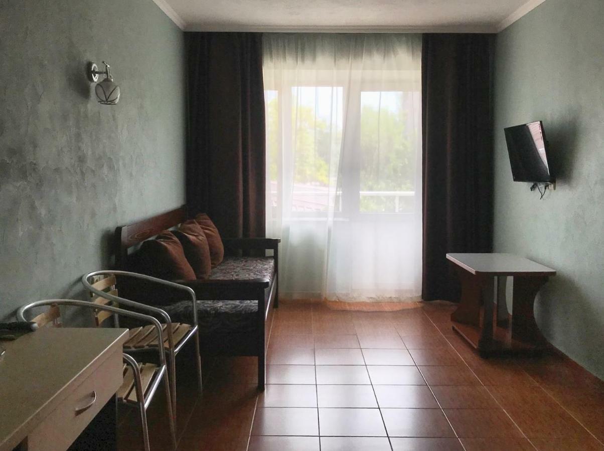 Hotel Odessa Kobleve Esterno foto